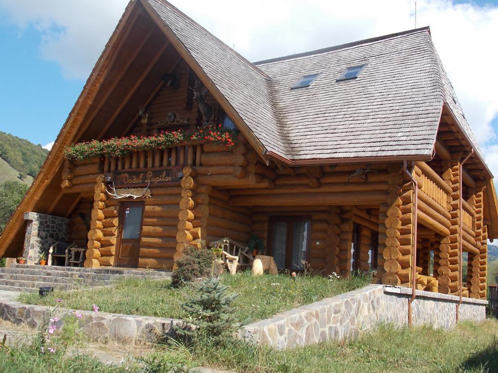 Vadul Lupilor Moisei Exterior foto