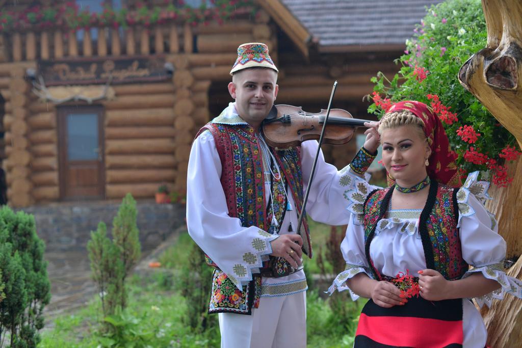 Vadul Lupilor Moisei Exterior foto